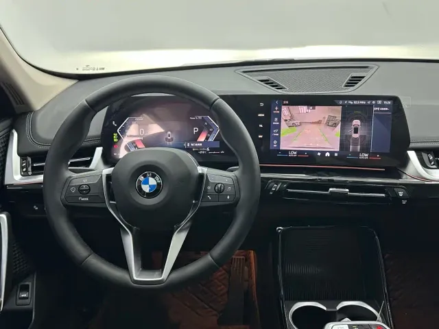 BMW X1 — Фото автомобиля 10