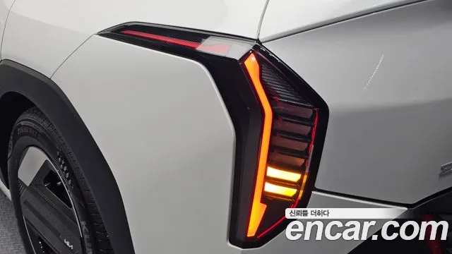 Kia EV4 — Фото автомобиля 23
