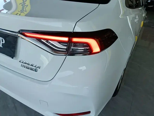 Toyota Corolla — Фото автомобиля 7