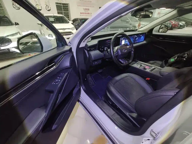Ford Mondeo — Фото автомобиля 15