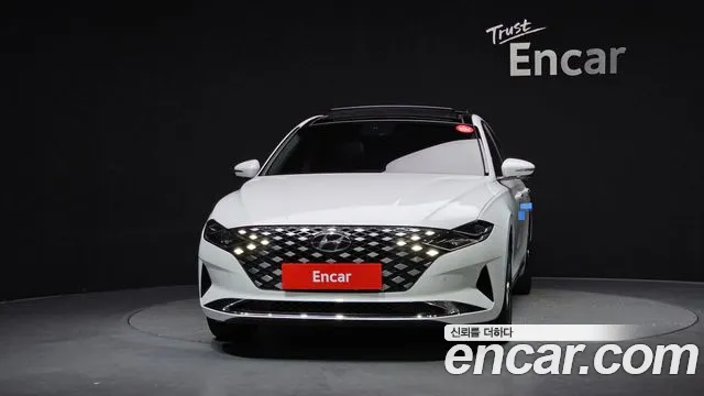 Hyundai Grandeur Новый Grandeur IG 3.0 LPi (Для проката) — Фото автомобиля 3