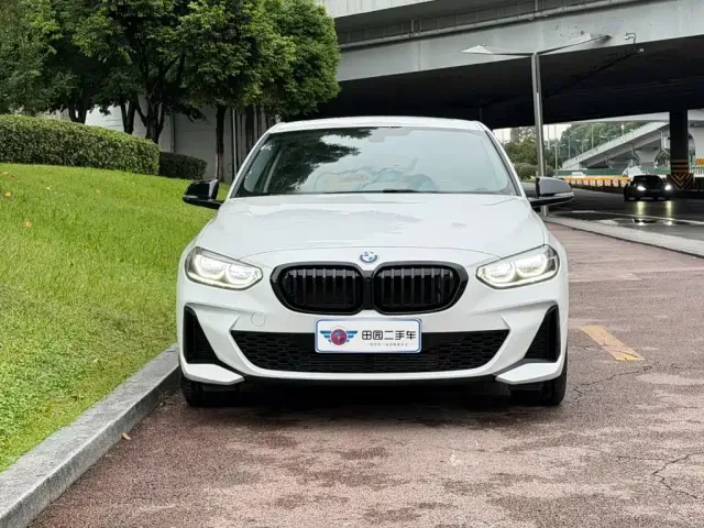 BMW 1 Series — Фото автомобиля 2