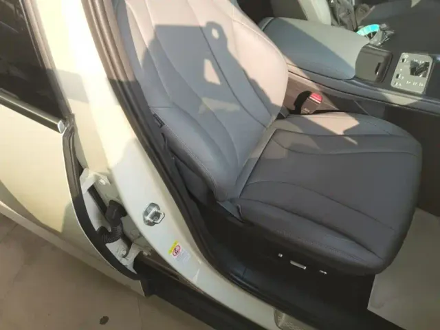 BYD Seal 07 DM-i — Фото автомобиля 24