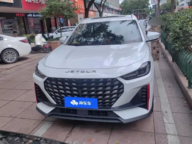 Jetour X70 Plus — Фото автомобиля 2