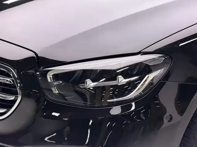 Mercedes-Benz E-Class — Фото автомобиля 15