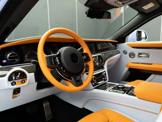 Rolls-Royce Ghost — Фото автомобиля 13