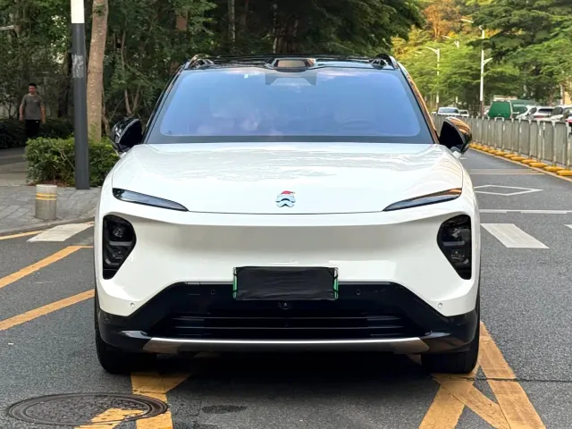 Nio ES7 — Фото автомобиля 2