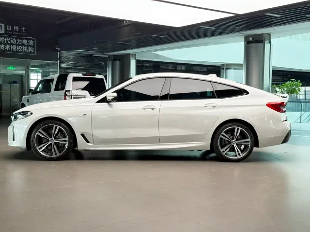BMW 6 Series Gran Turismo — Фото автомобиля 4