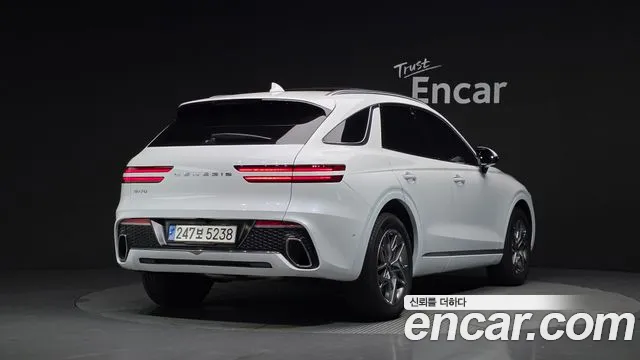 Genesis GV70 — Фото автомобиля 2