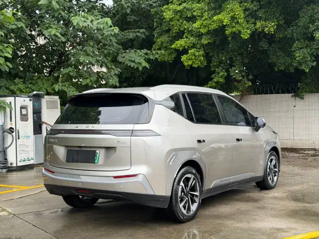 GAC Aion Y — Фото автомобиля 18
