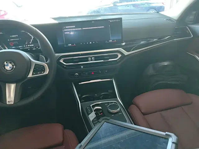BMW 3 Series — Фото автомобиля 12