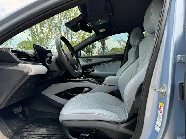 BYD Seal — Фото автомобиля 11