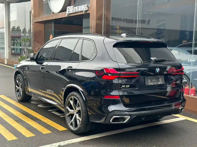 BMW X5 — Фото автомобиля 9