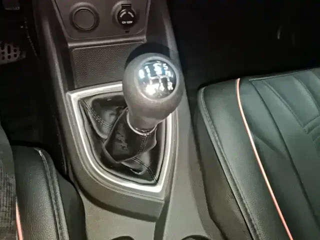 Changan Ono S — Фото автомобиля 13