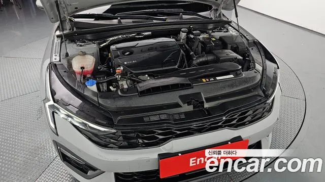 Kia K5 Новый K5 3 поколение 2.0 LPi(Для проката) — Фото автомобиля 6
