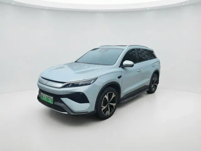 Фотография автомобиля — BYD Song Pro