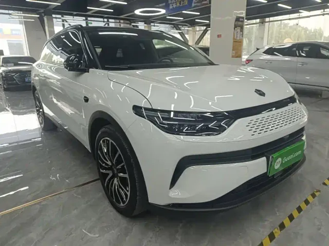 Leapmotor C11 — Фото автомобиля 3