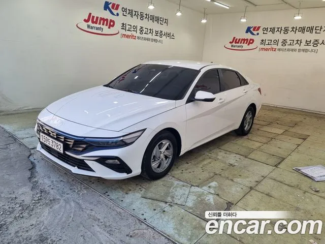 Hyundai Avante CN7 — Фото автомобиля 2