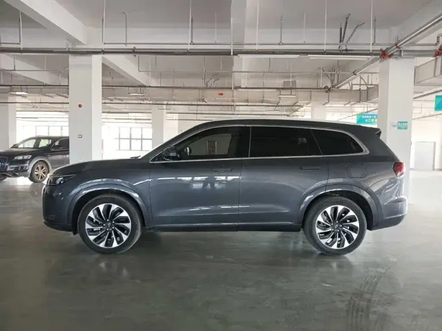 Aito M7 — Фото автомобиля 3