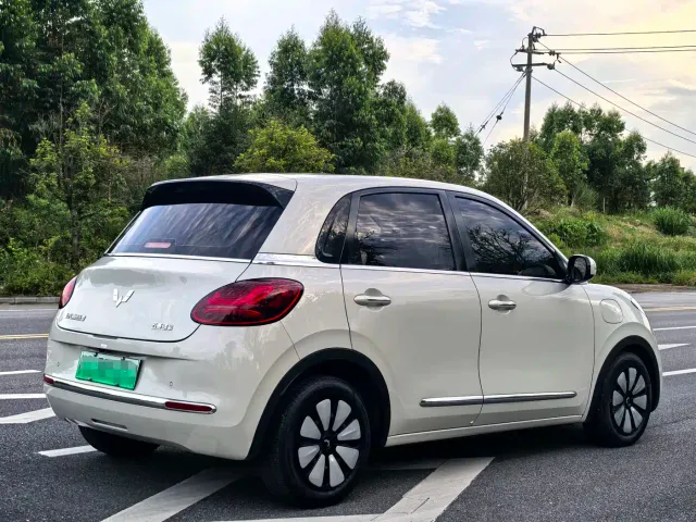 Wuling Bingo — Фото автомобиля 6