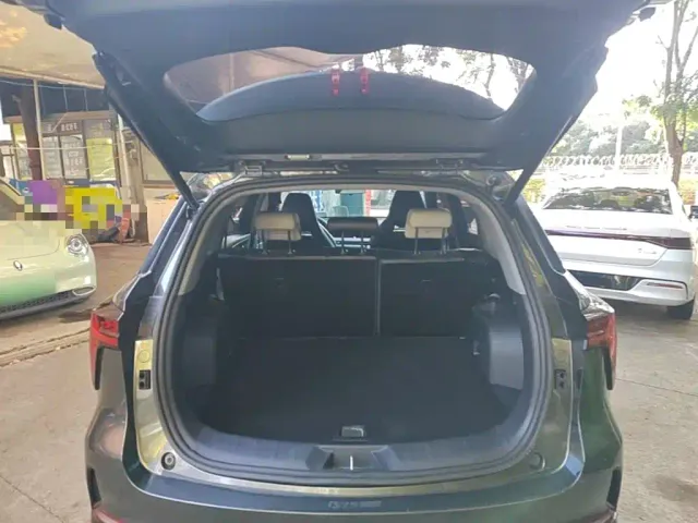 Changan CS75 Plus — Фото автомобиля 18