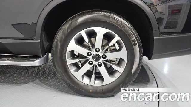 KG_Mobility_Ssangyong Rexton Rexton Arena Дизель 2.2 2WD — Фото автомобиля 19