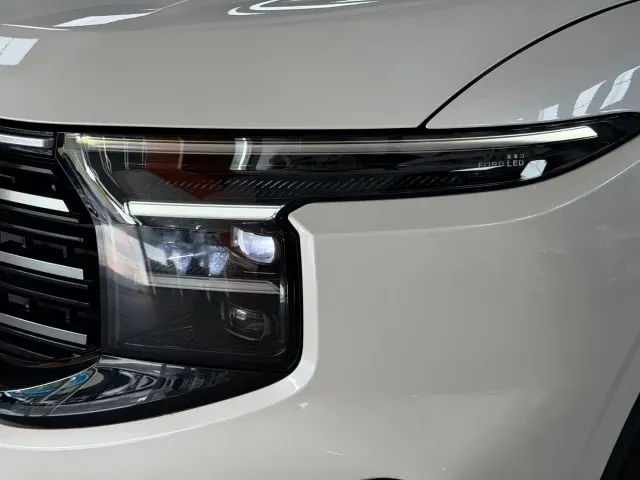 Ford Edge — Фото автомобиля 4