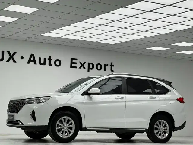 Haval M6 — Фото автомобиля 5