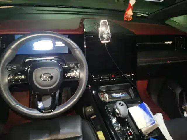 GAC Trumpchi M8 — Фото автомобиля 12