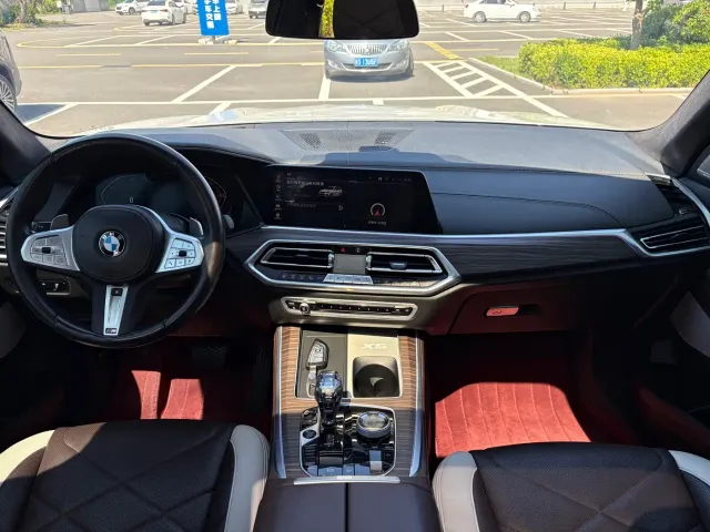 BMW X5 — Фото автомобиля 9