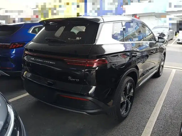 BYD Song Pro — Фото автомобиля 6