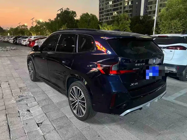BMW X1 — Фото автомобиля 2