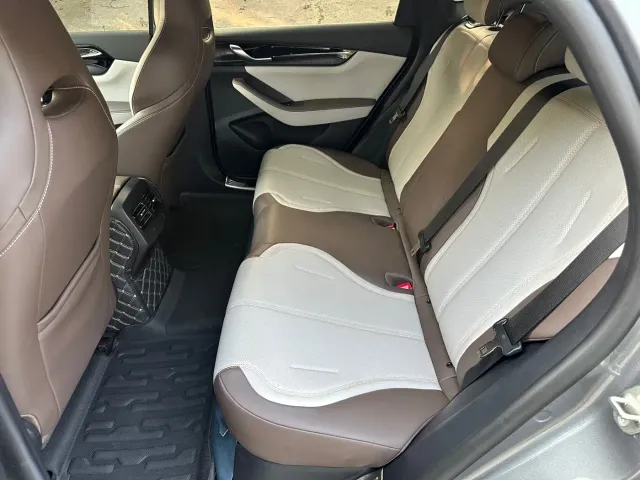 BYD Qin PLUS — Фото автомобиля 11