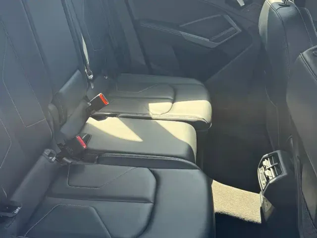 Audi Q3 — Фото автомобиля 10