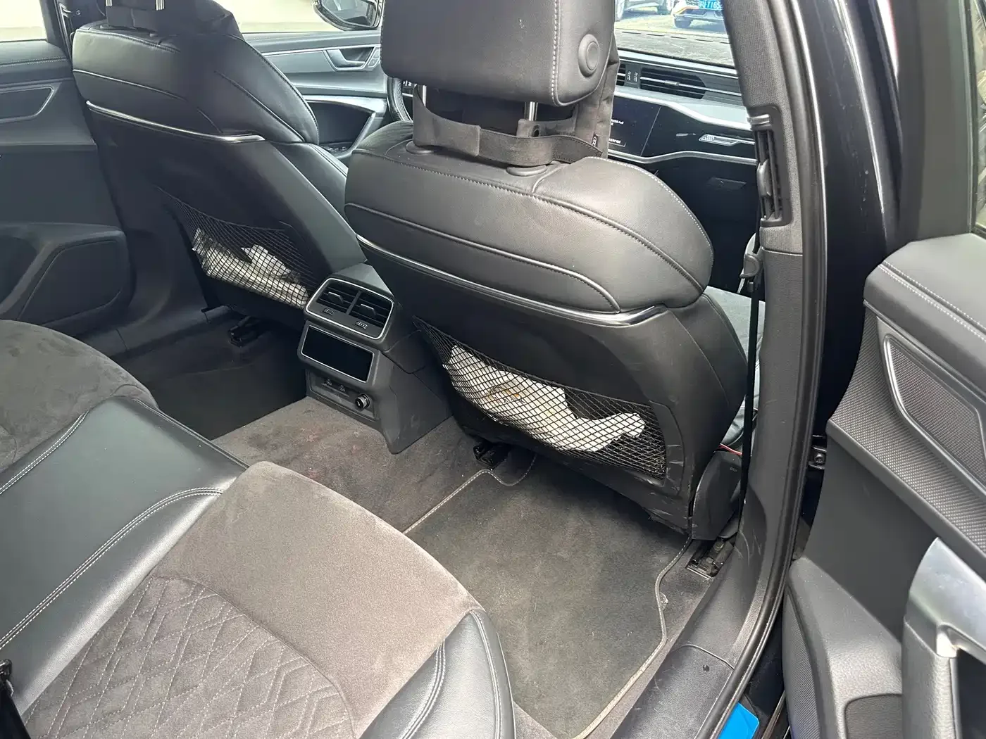 Audi Audi A6L 2024 45 TFSI Premium Elegance — Фото автомобиля 11