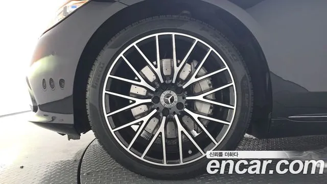 Mercedes-Benz S-Class — Фото автомобиля 5