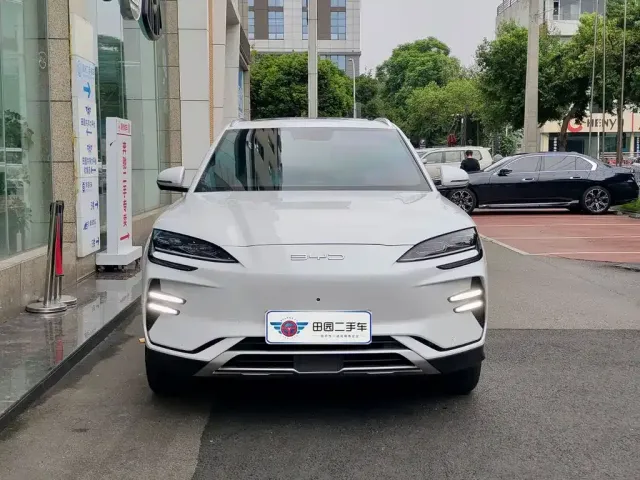 BYD Song PLUS — Фото автомобиля 2