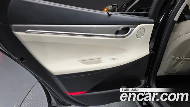 Hyundai Grandeur Новый Grandeur IG — Фото автомобиля 24