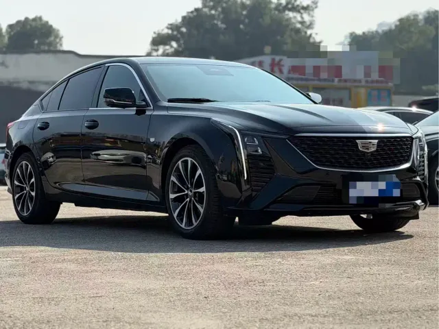 Cadillac CT5 — Фото автомобиля 3