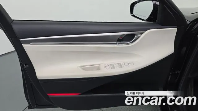 Hyundai Grandeur Новый Grandeur IG — Фото автомобиля 23