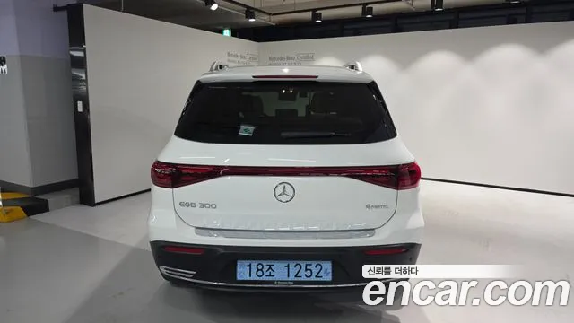 Mercedes-Benz EQB X243 — Фото автомобиля 7
