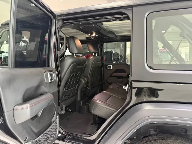 Jeep Wrangler — Фото автомобиля 7