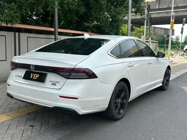 Honda Accord — Фото автомобиля 9