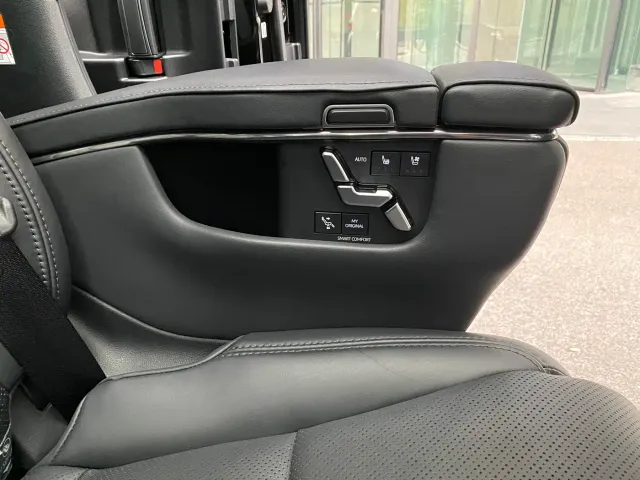 Toyota Vellfire — Фото автомобиля 25