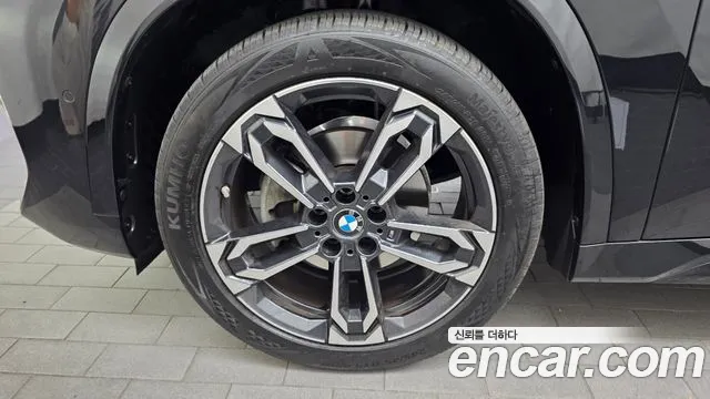 BMW X1 — Фото автомобиля 3