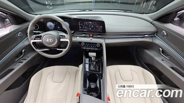 Hyundai Avante CN7 — Фото автомобиля 7