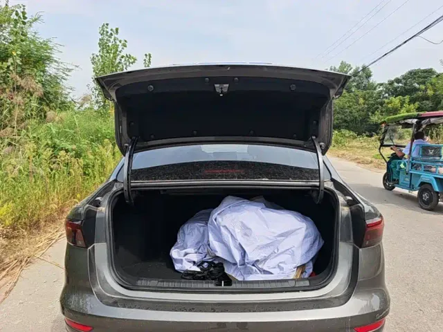 Geely Emgrand — Фото автомобиля 18