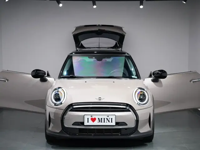 MINI Hatch — Фото автомобиля 2