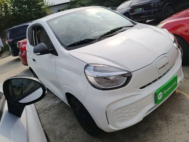 Roewe Kaiwei CLEVER 2021 302km Excellence Edition — Фото автомобиля 3