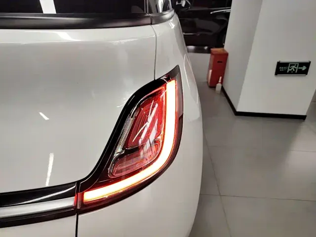 Baojun Cloud — Фото автомобиля 7